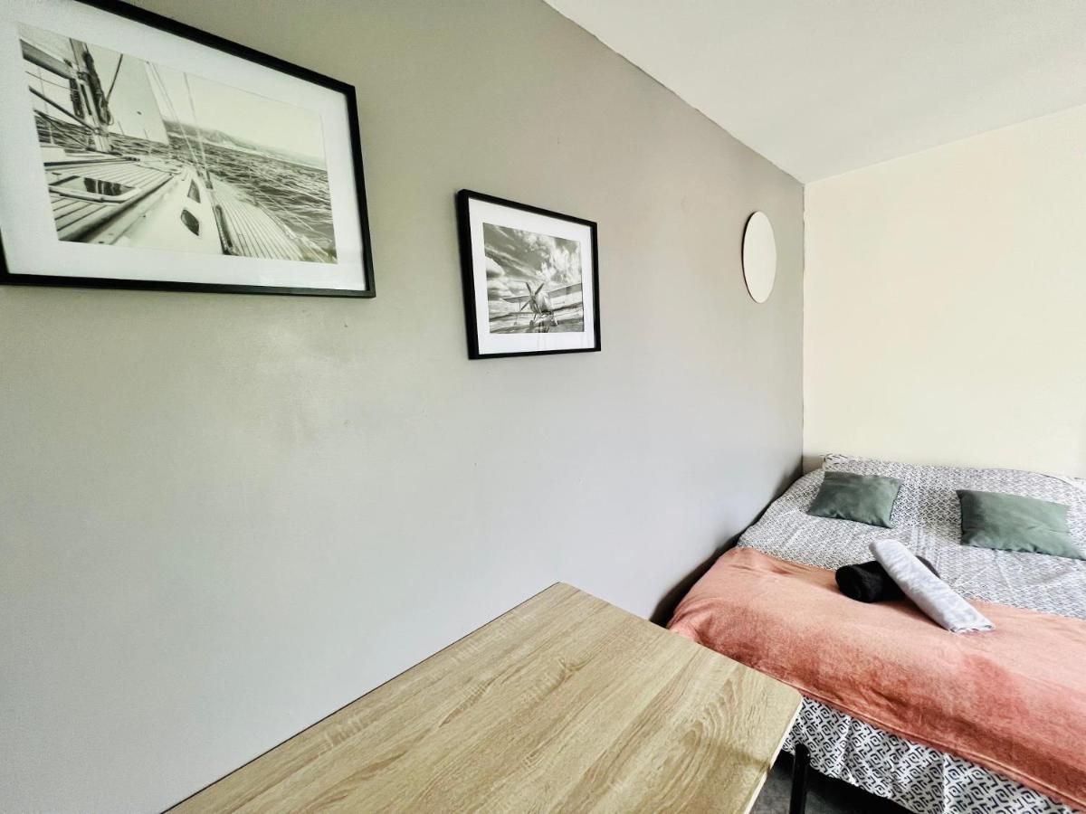 Le Gousselot Parking Metz Pompidou Un-Sejour-A-Part Apartment Exterior photo
